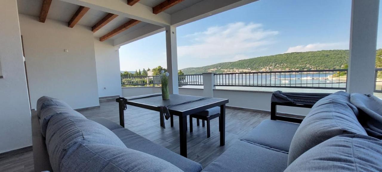 Apartmani Premijer-Rab Supetarska Draga Zewnętrze zdjęcie