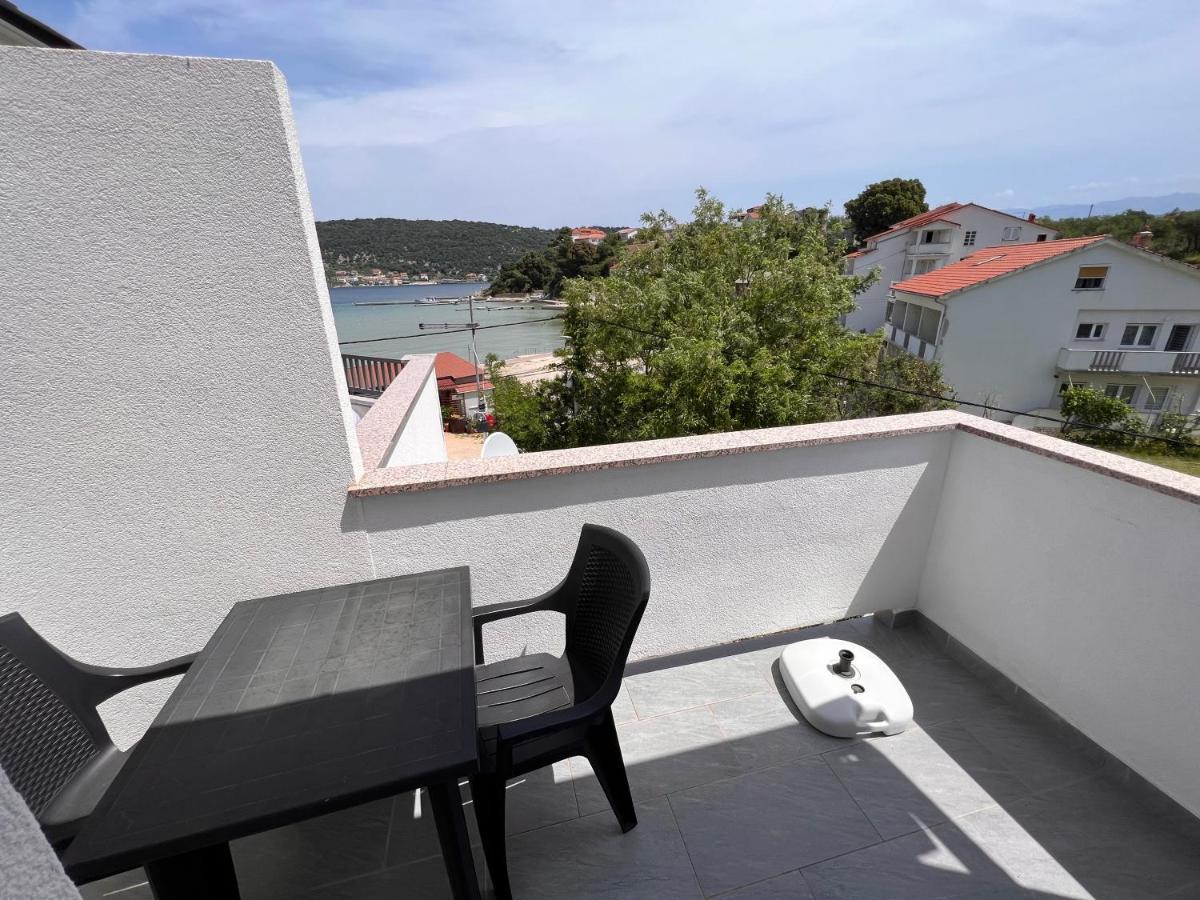 Apartmani Premijer-Rab Supetarska Draga Zewnętrze zdjęcie