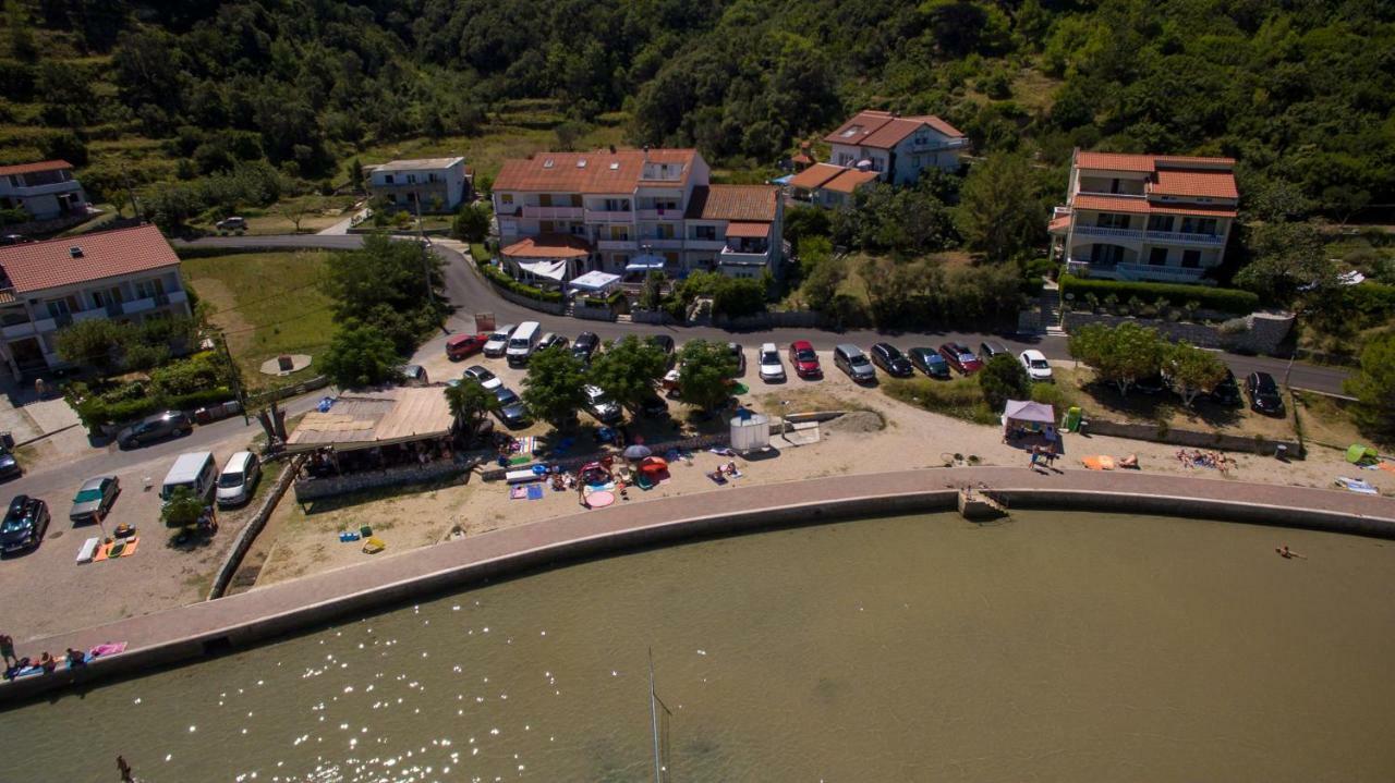 Apartmani Premijer-Rab Supetarska Draga Zewnętrze zdjęcie
